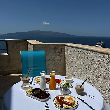 Bougainville View * Sarande